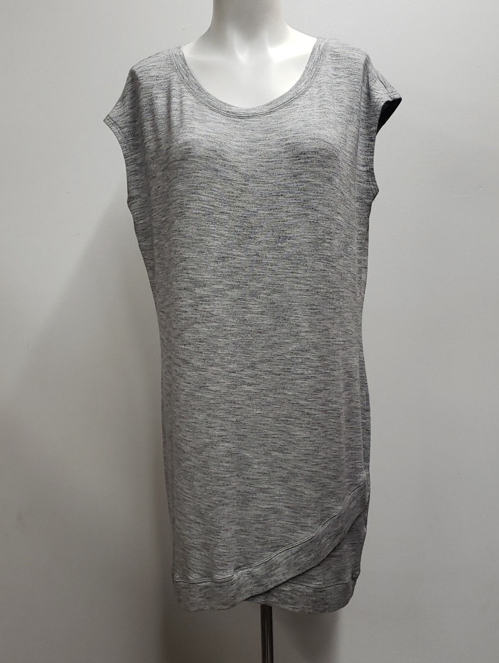 Athleta Beyond Soft Sleeveless Tulip Hem Dress Women's Large In Gray